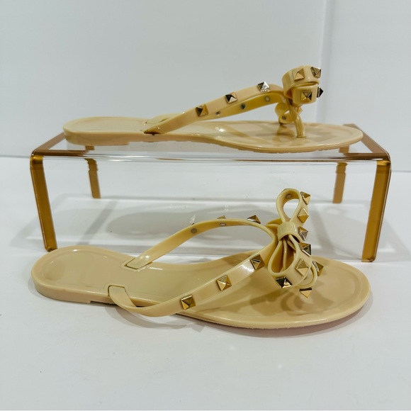 ITALIAN JELLY SUMMER SANDALS GOLD STUD EMBELLISHED SIZE 9 (39) EXCELLENT COND - Picture 8 of 12